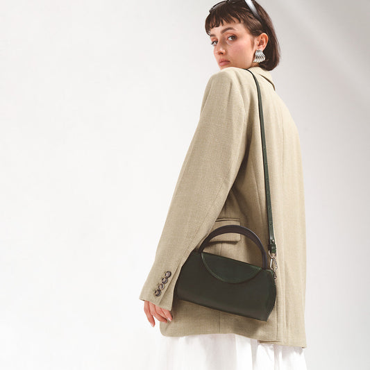 Case de Couro Italiano para AirPods Max – Luxo Discreto e Proteção